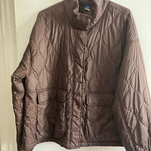 Women’s lightweight, puffer jacket